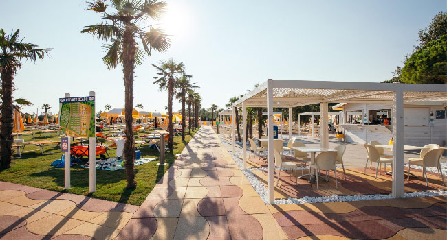 Private beach bar