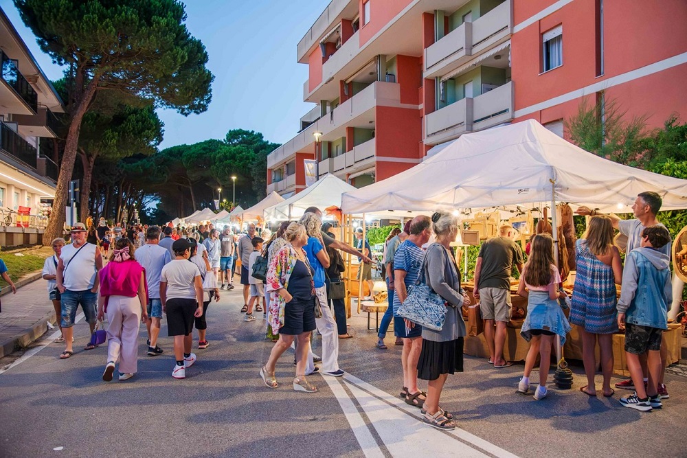 Mercatini serali a bibione